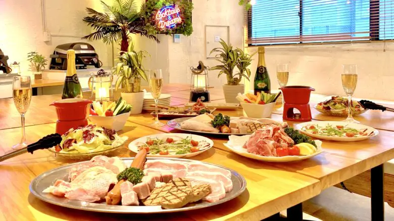 渋谷で30人貸切するなら渋谷ガーデンホールがおすすめ！渋谷駅から近いから大人数でも集まりやすい！
オプション多数！