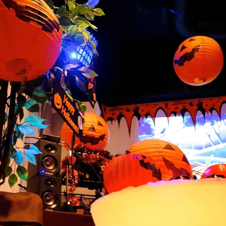 渋谷駅から徒歩２分！ 貸切ハロウィンパーティーにおすすめ！渋谷ガーデンホール♪マイク・プロジェクター・音響機器など無料で使用可能！