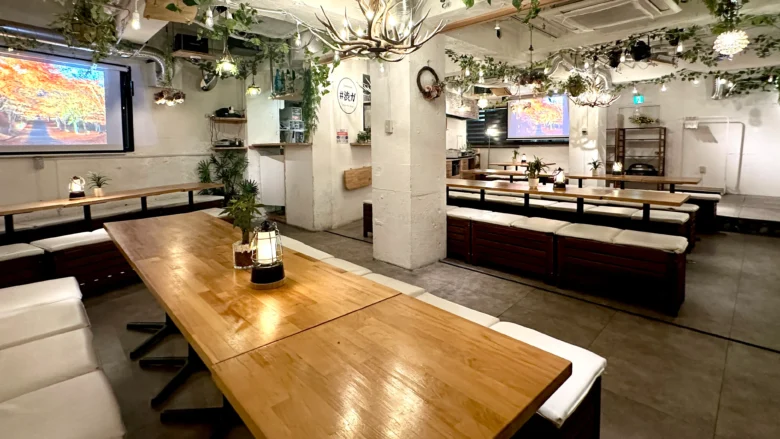 「渋谷ガーデンホール」は、貸切に特化したおしゃれ居酒屋です!
20人・30人・40人など結婚式二次会貸切はお任せください!
当店限定無料オリジナルシャンパン!