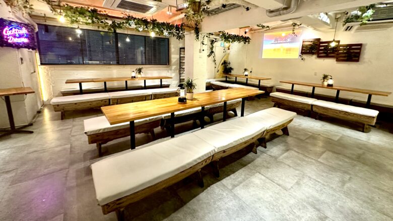 「渋谷ガーデンホール」は、貸切に特化したおしゃれ居酒屋です！
20人・３0人・40人など送別会貸切はお任せください！貸切で無料オプション多数！