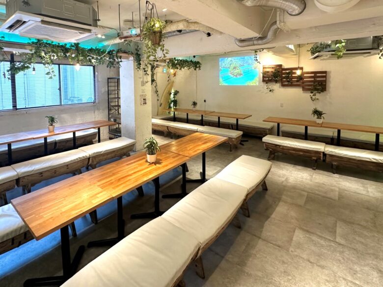 〈渋谷×貸切×マイク・プロジェクター付きパーティー〉昼内観